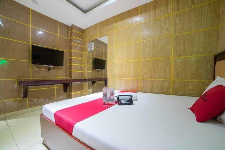 Reddoorz At Winter Hotel Araneta Quezon City Εξωτερικό φωτογραφία