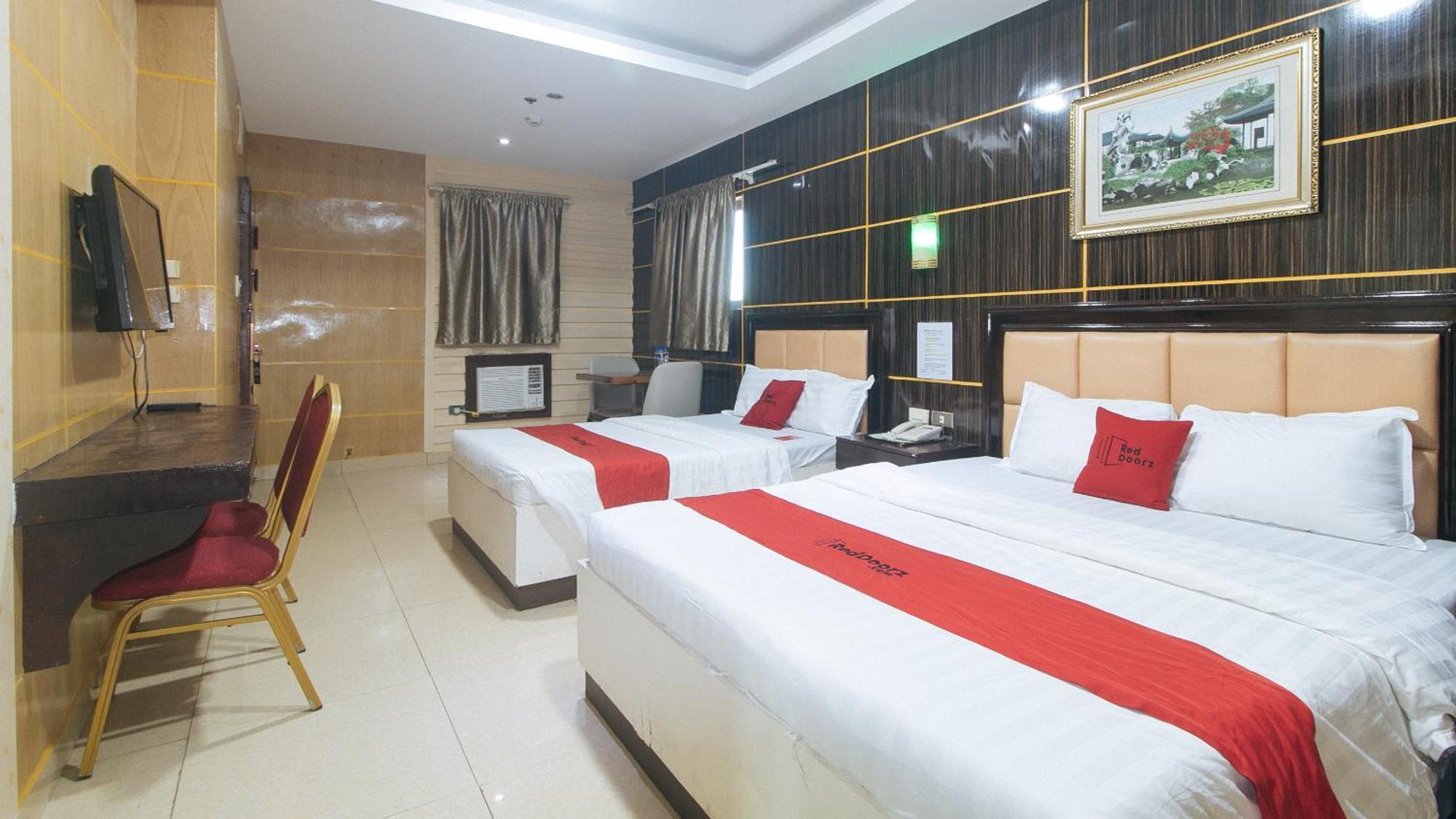 Reddoorz At Winter Hotel Araneta Quezon City Εξωτερικό φωτογραφία