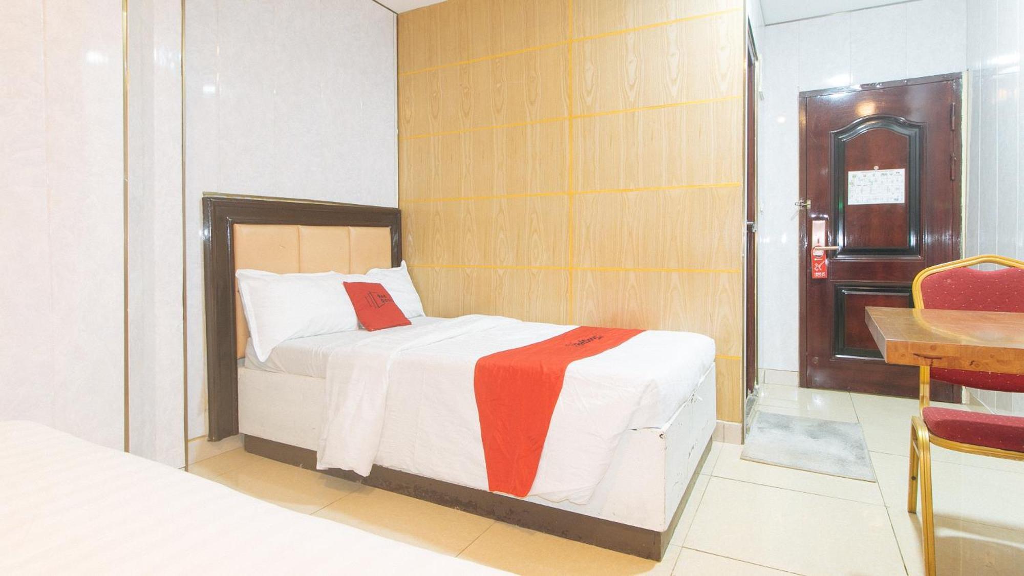 Reddoorz At Winter Hotel Araneta Quezon City Εξωτερικό φωτογραφία