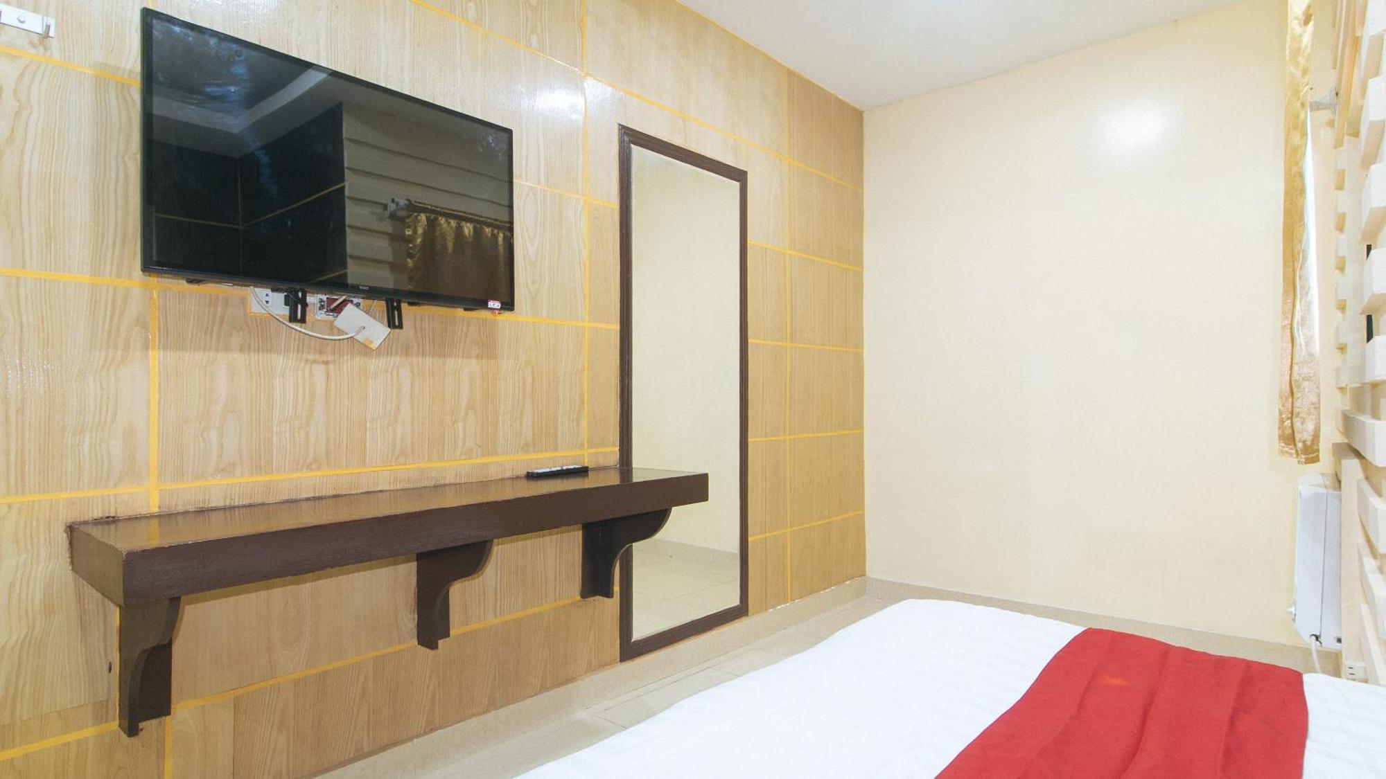 Reddoorz At Winter Hotel Araneta Quezon City Εξωτερικό φωτογραφία