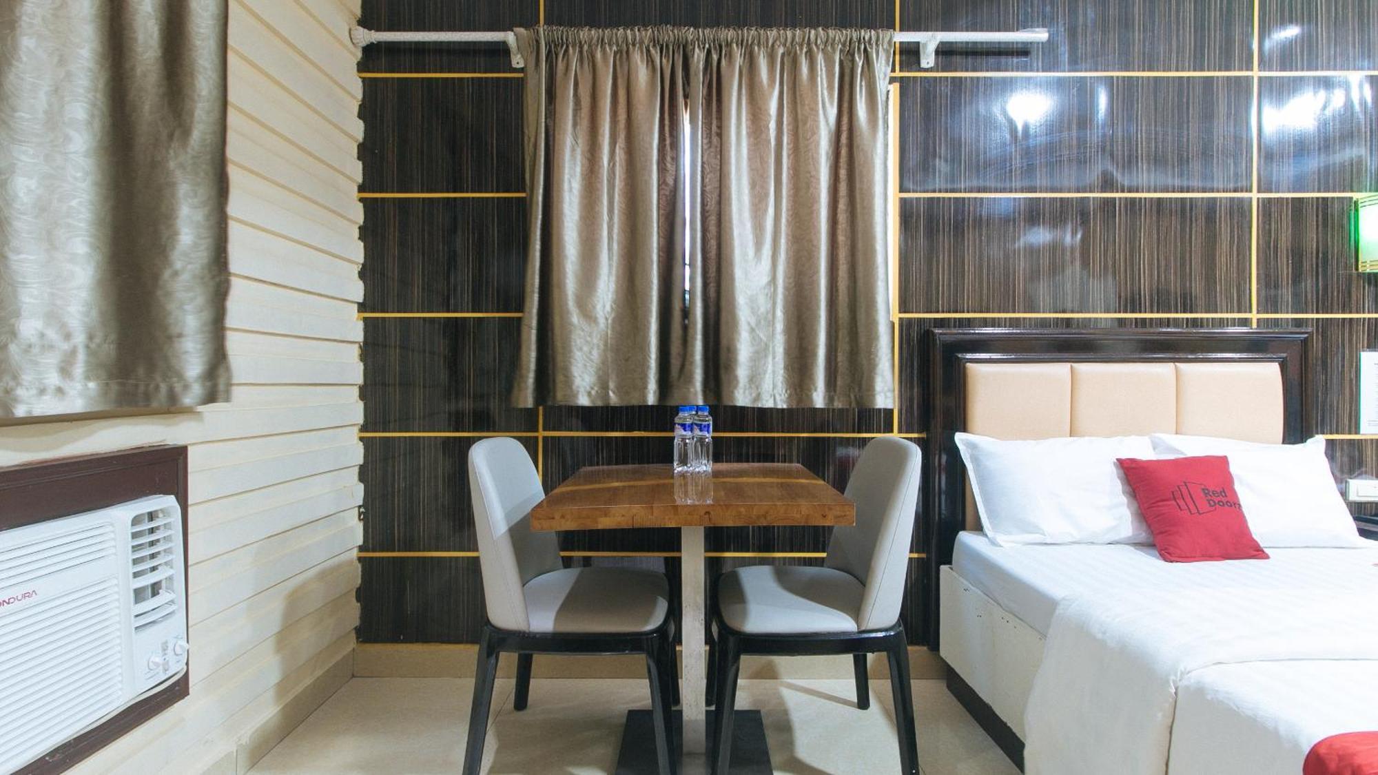 Reddoorz At Winter Hotel Araneta Quezon City Εξωτερικό φωτογραφία