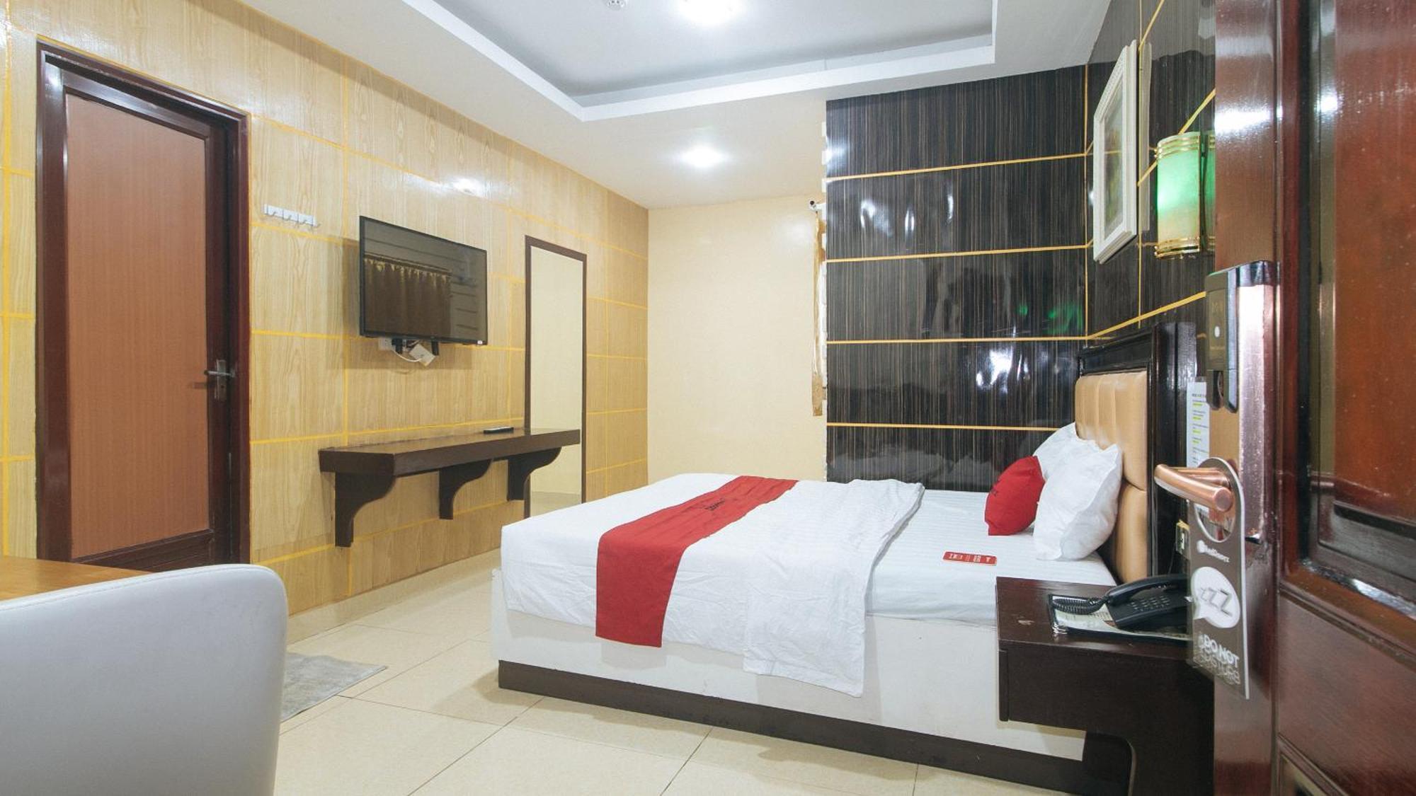 Reddoorz At Winter Hotel Araneta Quezon City Εξωτερικό φωτογραφία